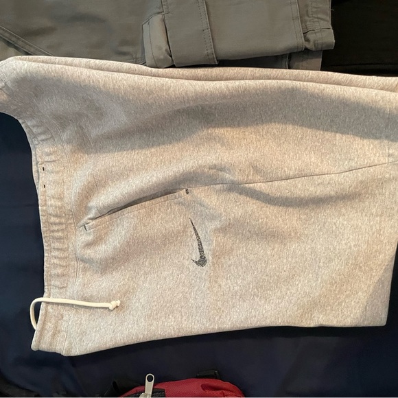 Nike shorts - Picture 2 of 3